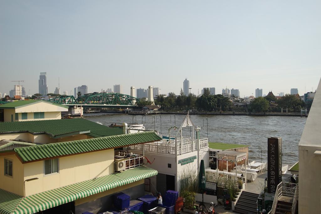 Oyo 965 Art Hotel Sanamchai Бангкок Номер фото