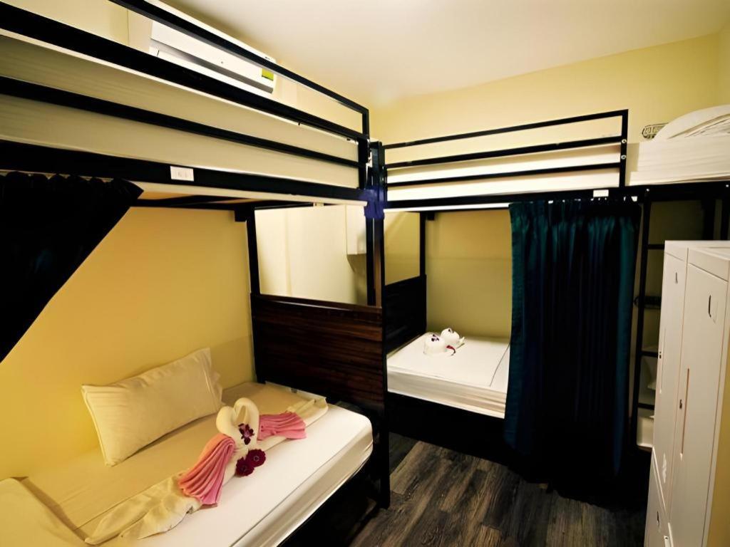 Art Hotel Sanamchai Бангкок Экстерьер фото
